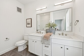 Crestview Townhomes in Allen, TX - Foto de edificio - Building Photo