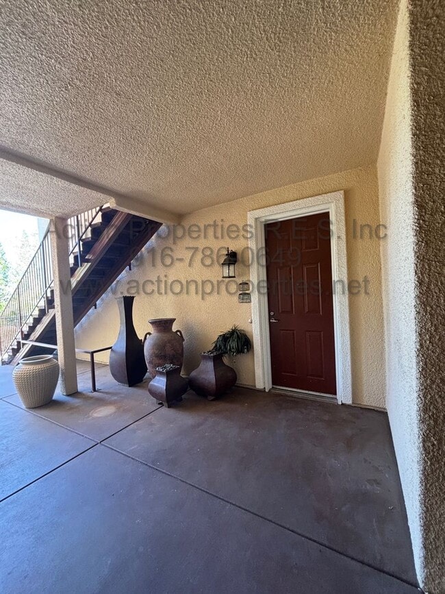 1501 Secret Ravine Pkwy in Roseville, CA - Building Photo - Building Photo