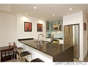 1441 Ninth Ave in San Diego, CA - Foto de edificio - Building Photo