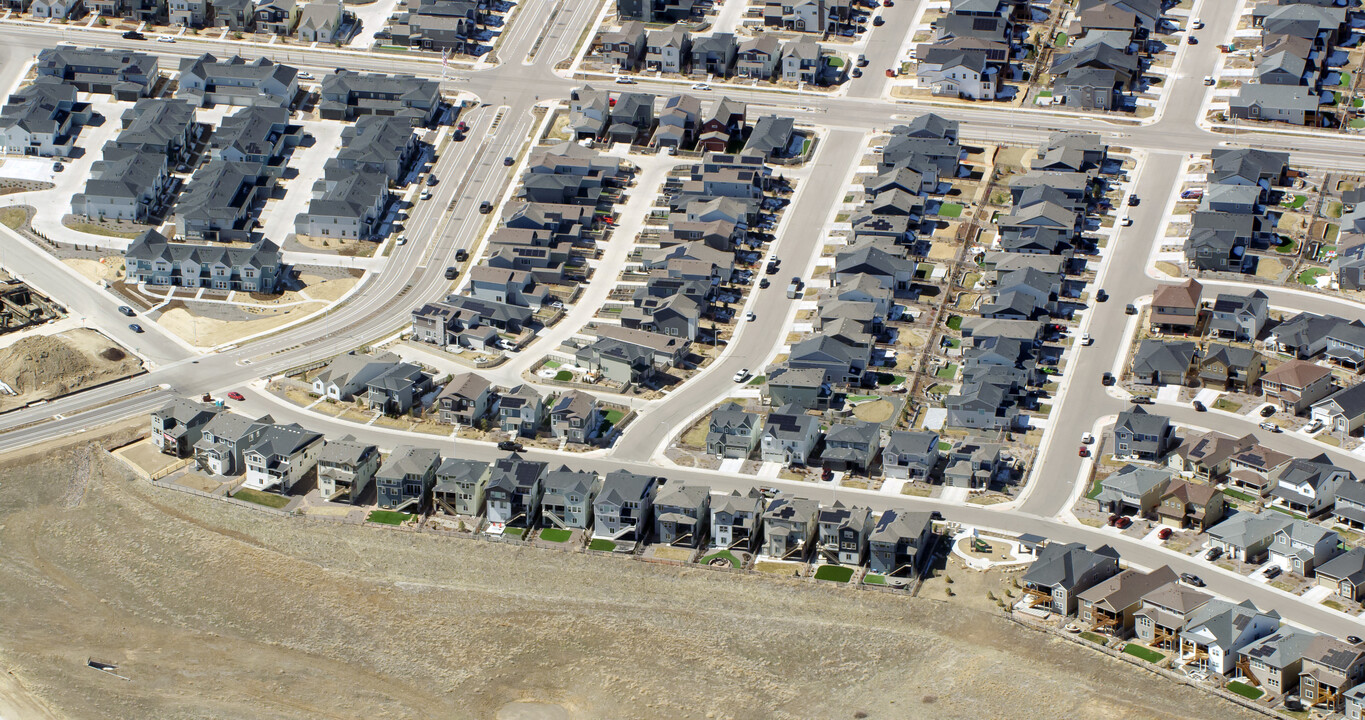 Sterling Ranch Ascent Village - Taylor Morris in Littleton, CO - Building Photo