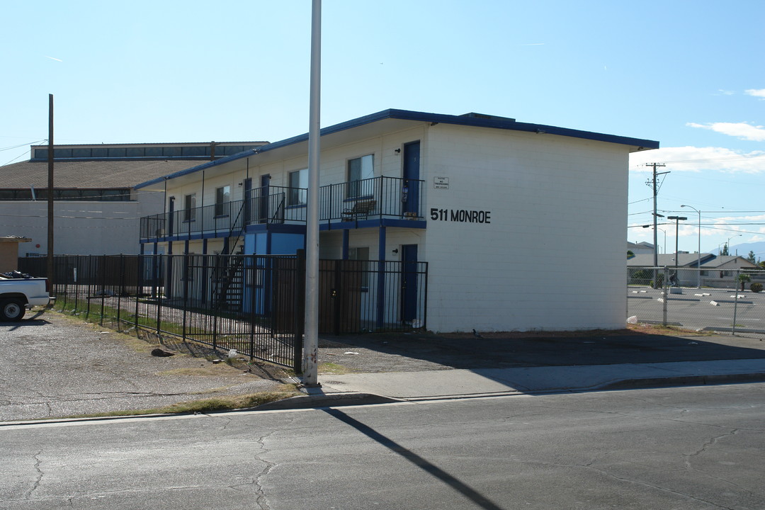 511 Monroe Ave in Las Vegas, NV - Foto de edificio