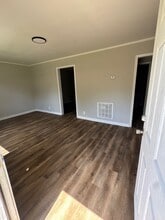 2 N Monroe Ave in Brownsville, TN - Building Photo - Building Photo