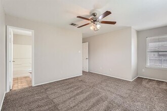 315 Moonwalker Trail in Buda, TX - Building Photo - Building Photo