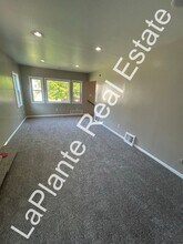 3510 Wallwerth Dr in Toledo, OH - Building Photo - Building Photo