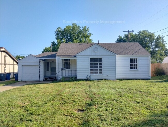 property at 2715 W Easton St