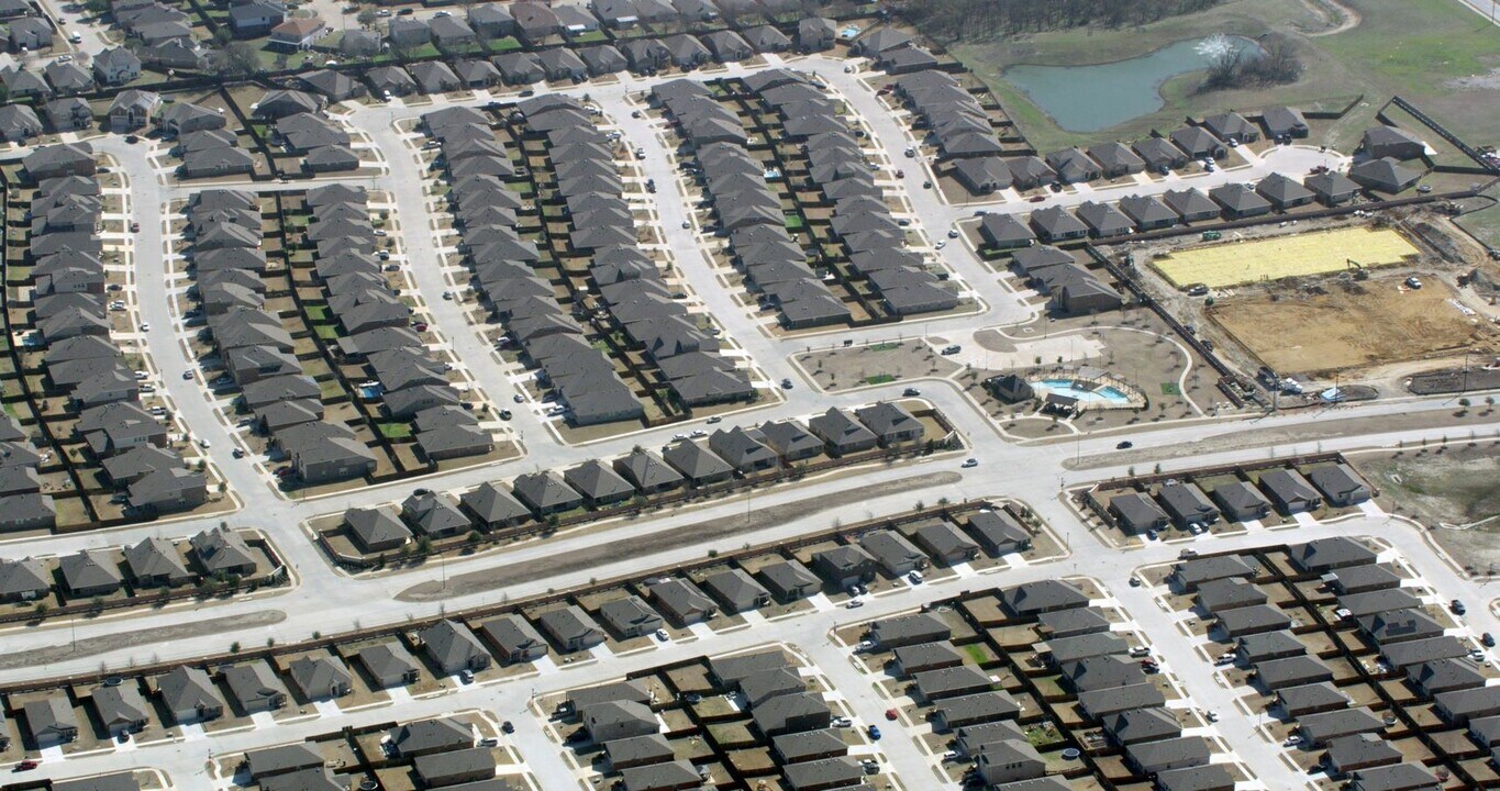 Avery Pointe Estates in Anna, TX - Building Photo