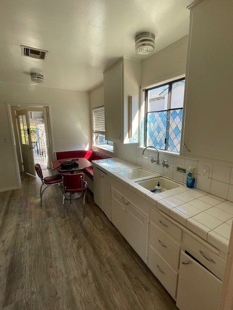 808 N Valley St in Burbank, CA - Building Photo - Building Photo