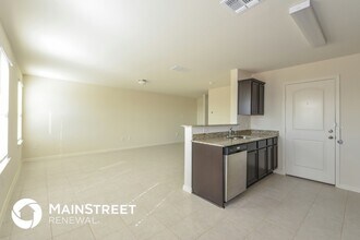 6202 Lakefront in San Antonio, TX - Building Photo - Building Photo