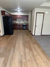 124-128 SE Rock Garden Ln in Blue Springs, MO - Building Photo - Building Photo