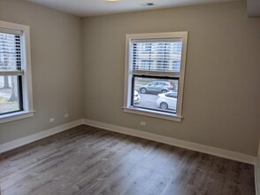 1143 Maple Ave in Evanston, IL - Building Photo - Building Photo