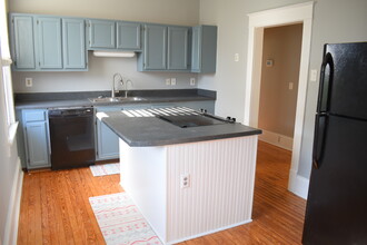 406 Grace St, Unit #3 in Wilmington, NC - Building Photo - Building Photo