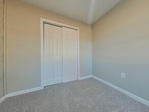 6527 St Louis St in Fayetteville, NC - Building Photo - Building Photo