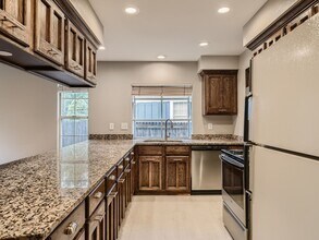 7862 S Hill Dr in Littleton, CO - Building Photo - Building Photo