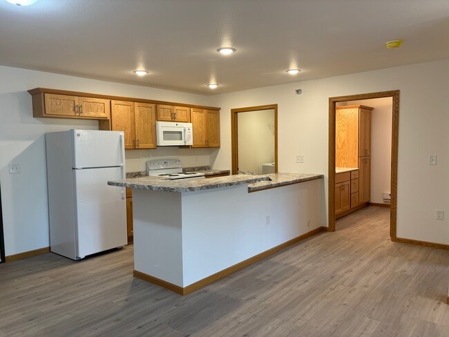 107 17th Ave N, Unit 203 in Bangor, WI - Building Photo - Building Photo