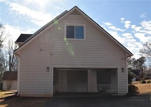 2609 Falcon Nest Ct in Suwanee, GA - Building Photo - Building Photo