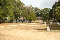 3717 Crawfordville Rd in Tallahassee, FL - Foto de edificio - Building Photo