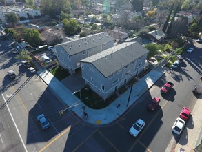 7359 Kester Ave in Van Nuys, CA - Building Photo - Building Photo