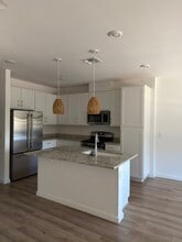4570 S Renaissance Dr, Unit 103 in Gilbert, AZ - Building Photo - Building Photo