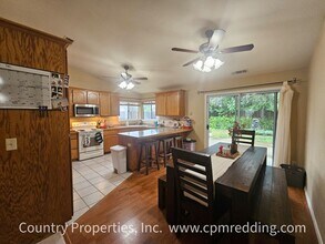 4982 Tralee Ln in Redding, CA - Building Photo - Building Photo