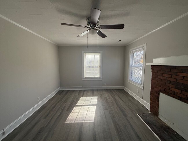 903 Washington St in Graham, NC - Building Photo - Building Photo