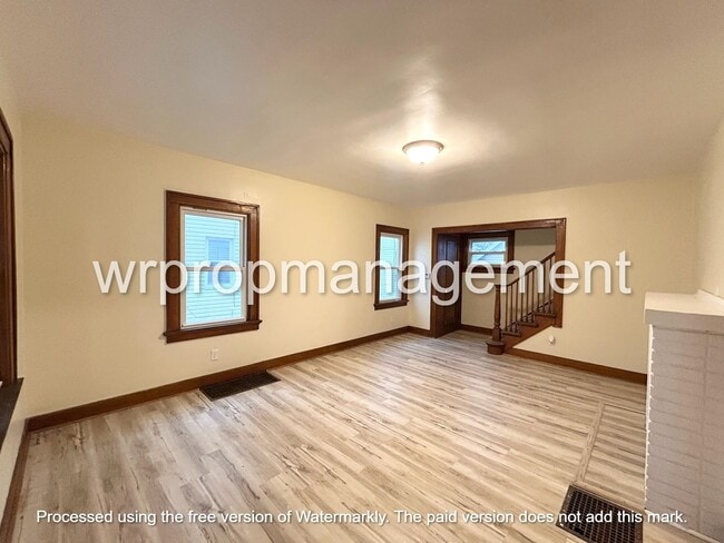 4121 Kingsbury Ave in Toledo, OH - Foto de edificio - Building Photo