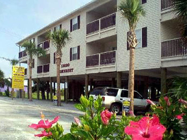 Somerset Condominiums in Panama City, FL - Building Photo - Building Photo