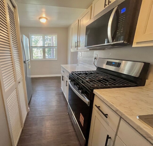 810 Longfellow St NW in Washington, DC - Building Photo - Building Photo