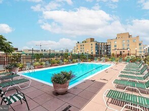 1420 N St NW, Unit 1007 in Washington, DC - Building Photo - Building Photo