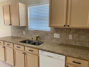 11706 Cotton Brook Ct in Tomball, TX - Building Photo - Building Photo