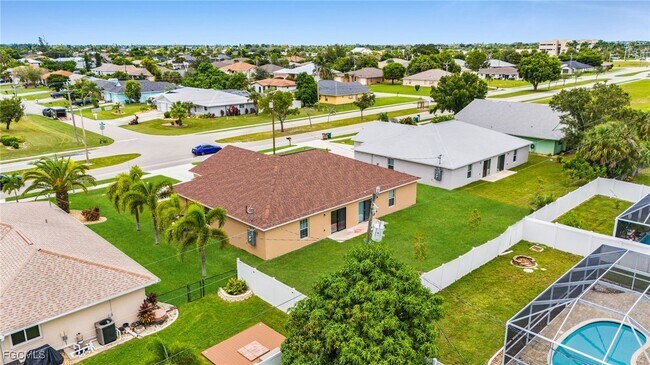 1411-1413 Academy Blvd in Cape Coral, FL - Building Photo - Building Photo