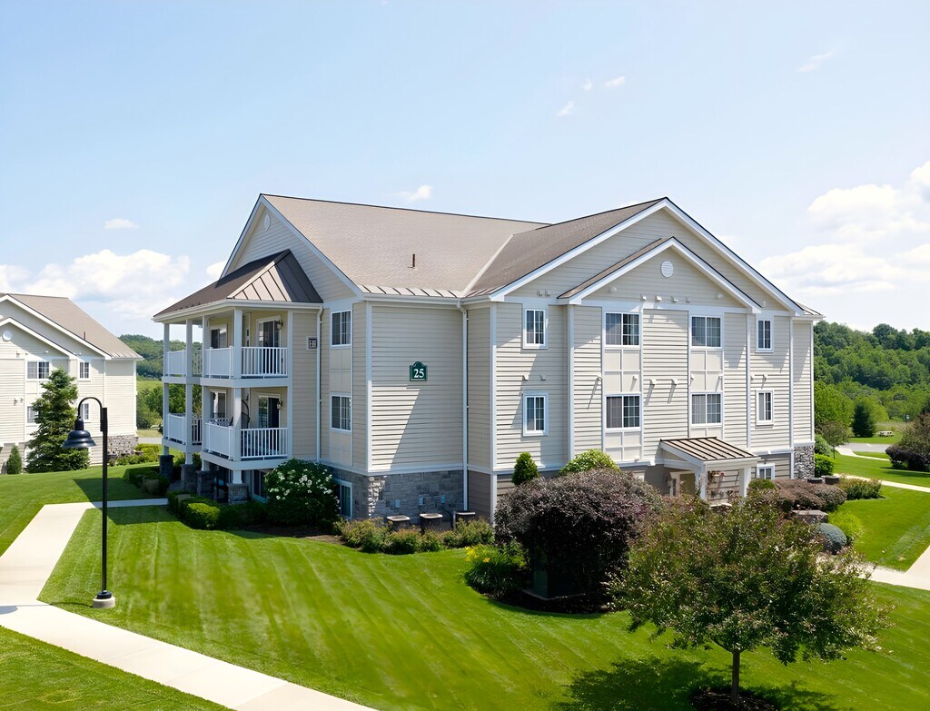 The Glen at Sugar Hill Apartments in Brunswick, NY