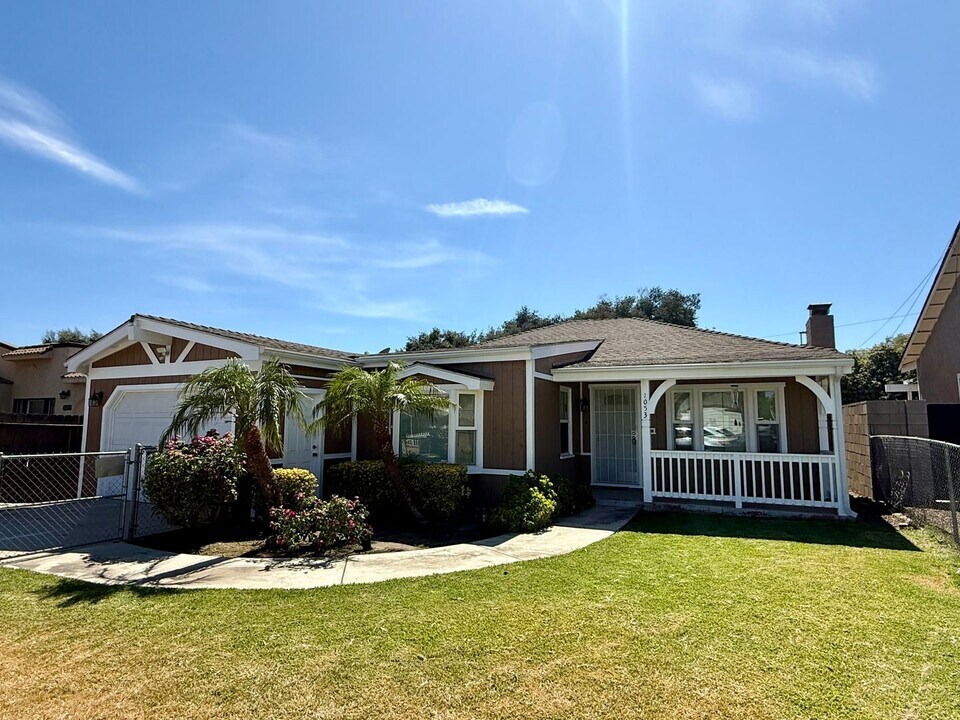 1053 N Laurel Ave in Ontario, CA - Building Photo