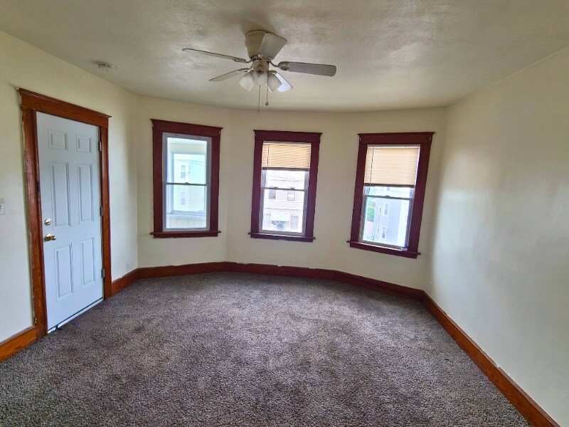 116 Miller St in New Britain, CT - Building Photo