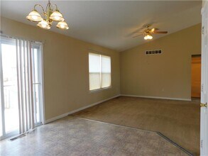 1206 Carthage Dr in Independence, KY - Building Photo - Building Photo