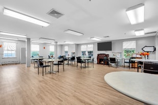 2101 Reamer Dr in Barrington, NJ - Building Photo