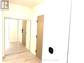 280 Dundas St W in Toronto, ON - Building Photo - Building Photo