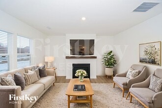 812 Penrose Pl in Danville, IN - Building Photo - Building Photo