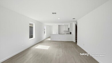 13864 Hidden Oasis in San Antonio, TX - Building Photo - Building Photo