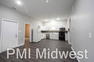 925 N Sheffield Ave in Indianapolis, IN - Building Photo - Building Photo