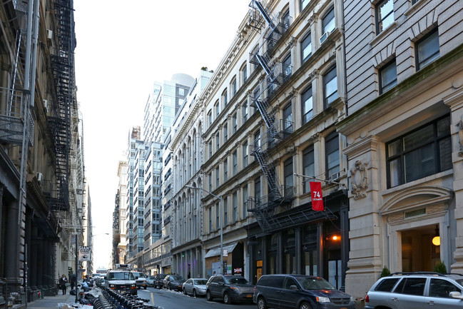 78 Leonard St in New York, NY - Foto de edificio - Building Photo