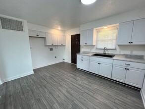 26940 Mosbaugh Rd in Arcadia, IN - Building Photo - Building Photo