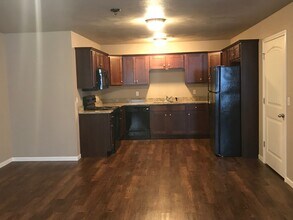 3181 W Sexton St in Springfield, MO - Building Photo - Building Photo