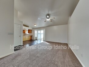 3676 Briar Creek Ln in Ammon, ID - Building Photo - Building Photo