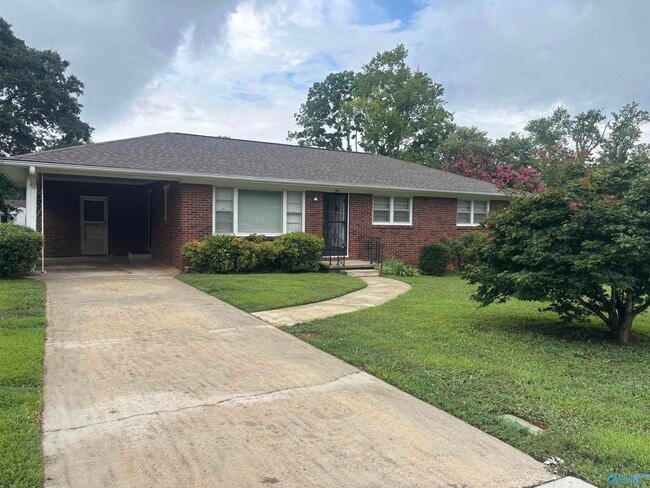 property at 1805 Stevens Dr NE