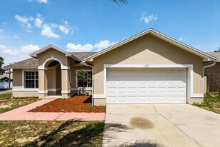 371 Snowshoe Ct in Orlando, FL - Building Photo