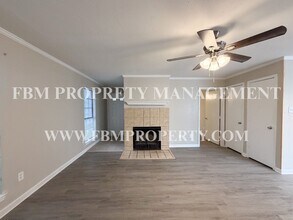 1139 Valley View Dr in Glenn Heights, TX - Building Photo - Building Photo