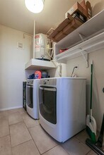 910 W 25th St in Austin, TX - Building Photo - Building Photo