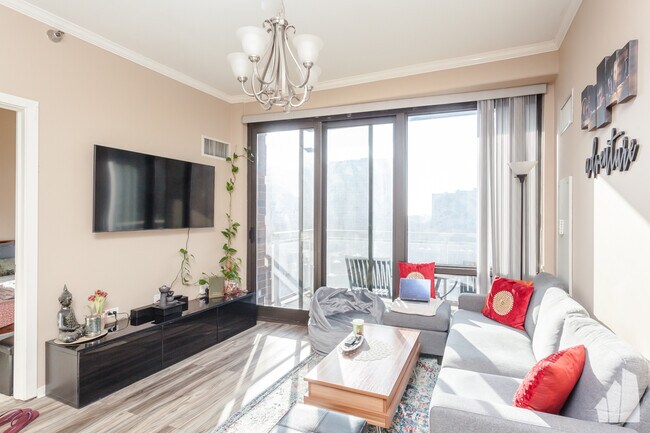 1 E 8th St, Unit 505 in Chicago, IL - Building Photo - Building Photo