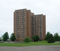 Knox Landing in Bloomington, MN - Building Photo - Building Photo