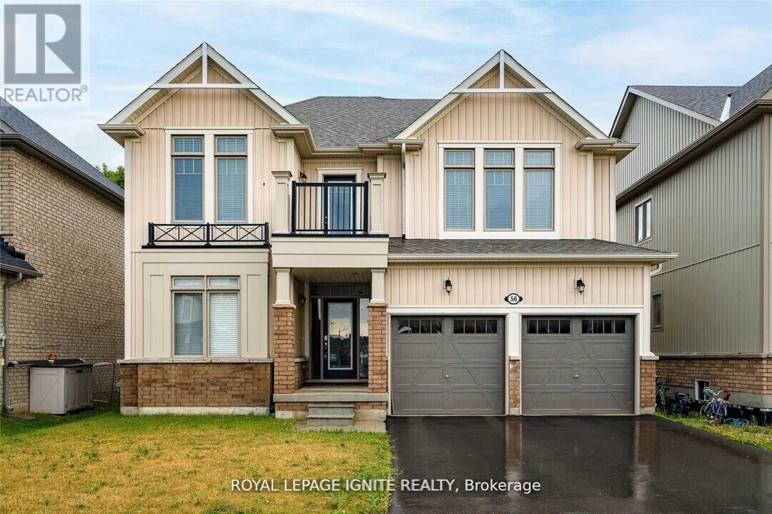 56 Kirby Ave in Collingwood, ON - Building Photo